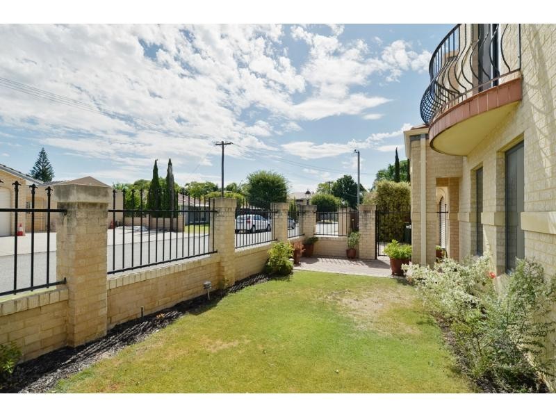 Rivervale WA 6103