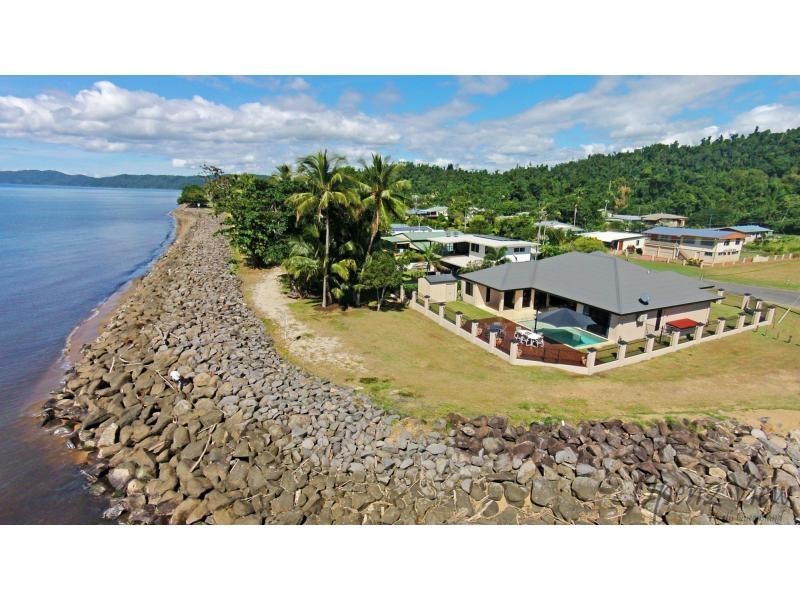 Flying Fish Point QLD 4860