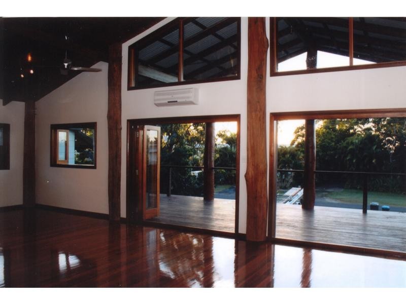 Flying Fish Point QLD 4860