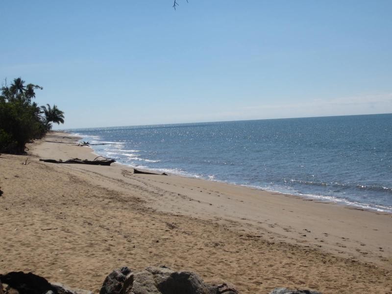 Flying Fish Point QLD 4860