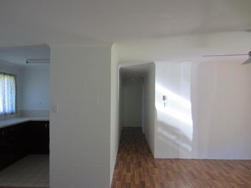 18 BINDON Street, Flying Fish Point QLD 4860