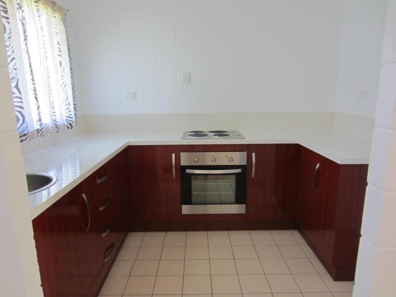 18 BINDON Street, Flying Fish Point QLD 4860