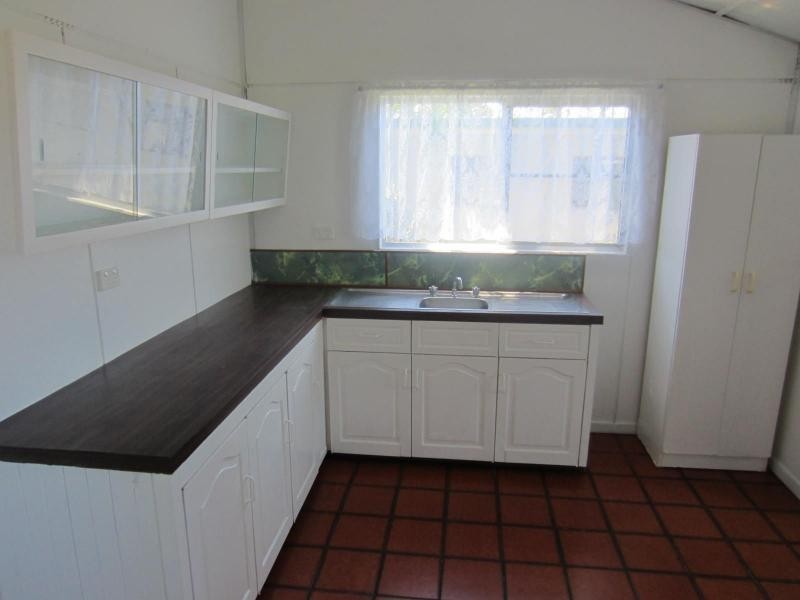 42 BELLA VISTA Avenue, Belvedere QLD 4860