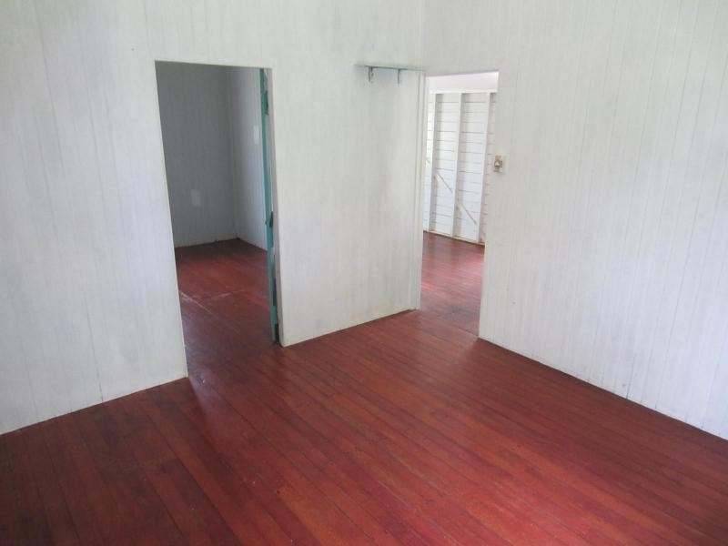 4 East Esplanade, South Johnstone QLD 4859