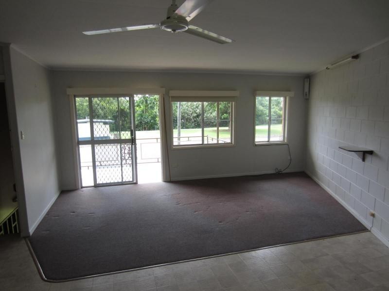 2/6 The Corso, Innisfail Estate QLD 4860