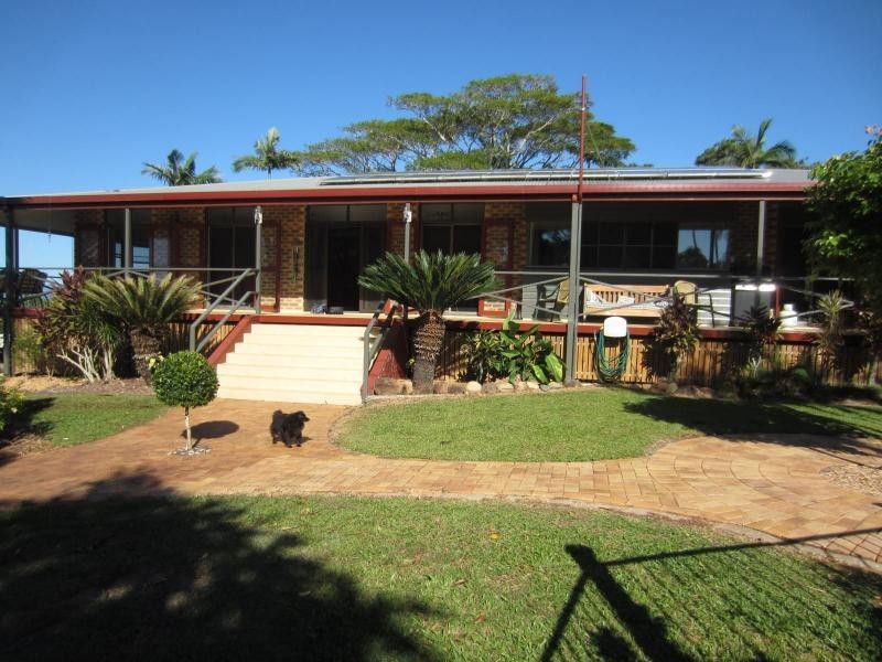 409 FLYING FISH POINT Road, Innisfail QLD 4860