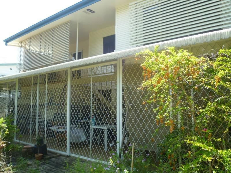 Coconuts QLD 4860