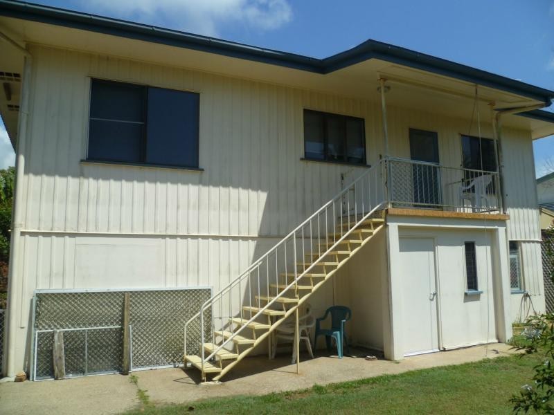 Coconuts QLD 4860