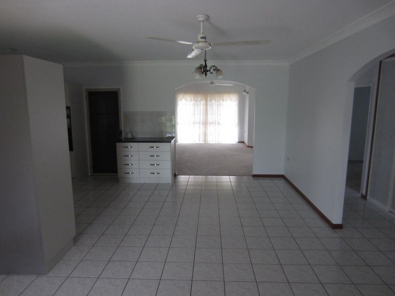 30 Callendar Drive, Cullinane QLD 4860