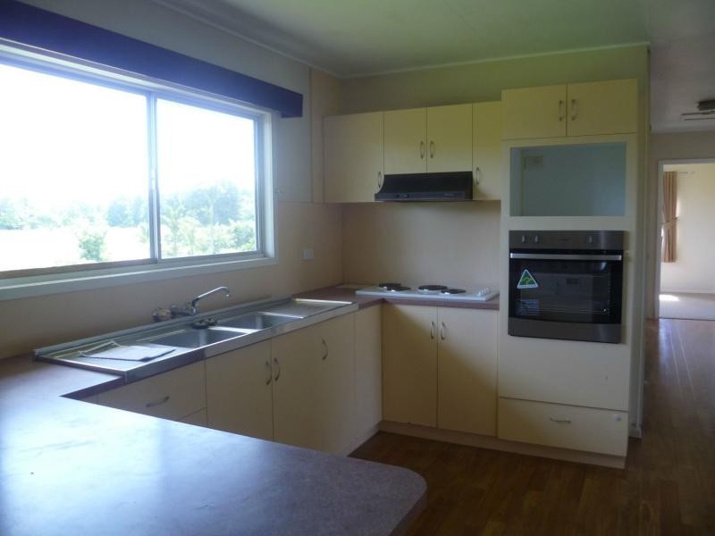 52 HOWE Street, Webb QLD 4860