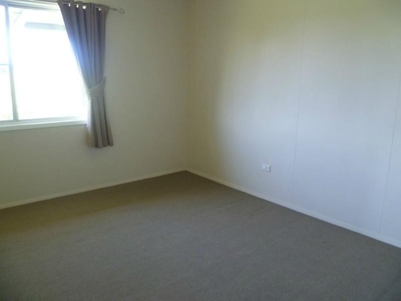 52 HOWE Street, Webb QLD 4860