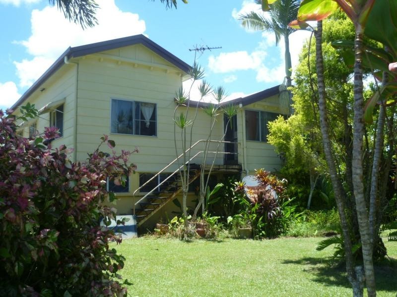 East Innisfail QLD 4860