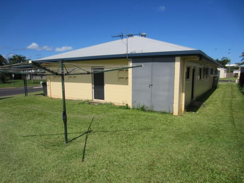1 BEVAN Close, Belvedere QLD 4860