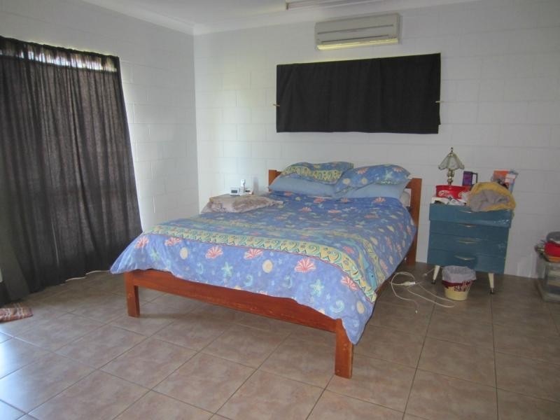 1 BEVAN Close, Belvedere QLD 4860