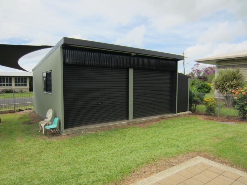6 GRAHAM Close, Wangan QLD 4871