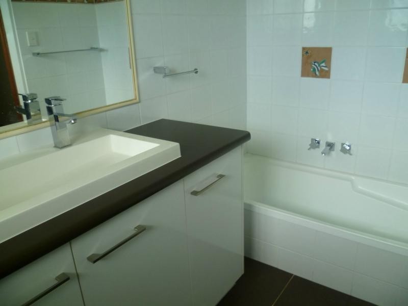 24 DUNKALLI Crescent, Wongaling Beach QLD 4852