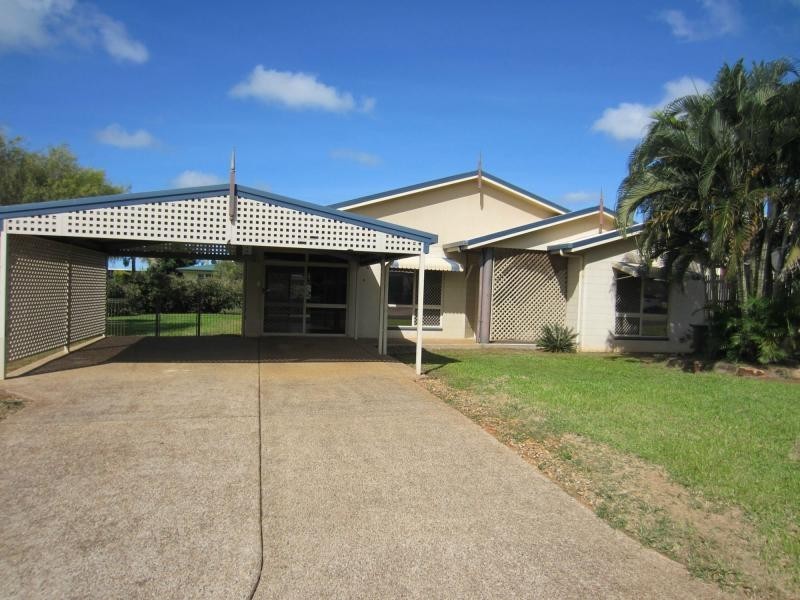2 Graham Close, Wangan QLD 4871