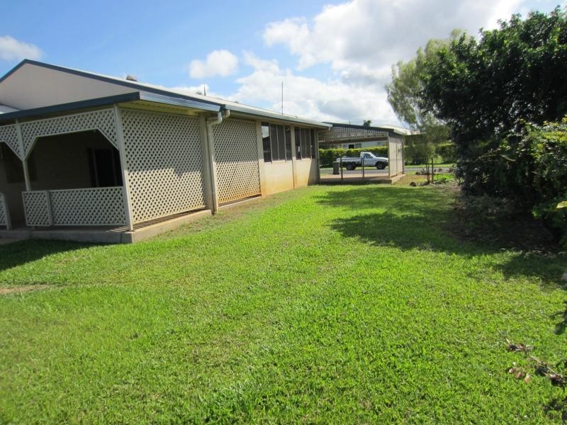 2 Graham Close, Wangan QLD 4871
