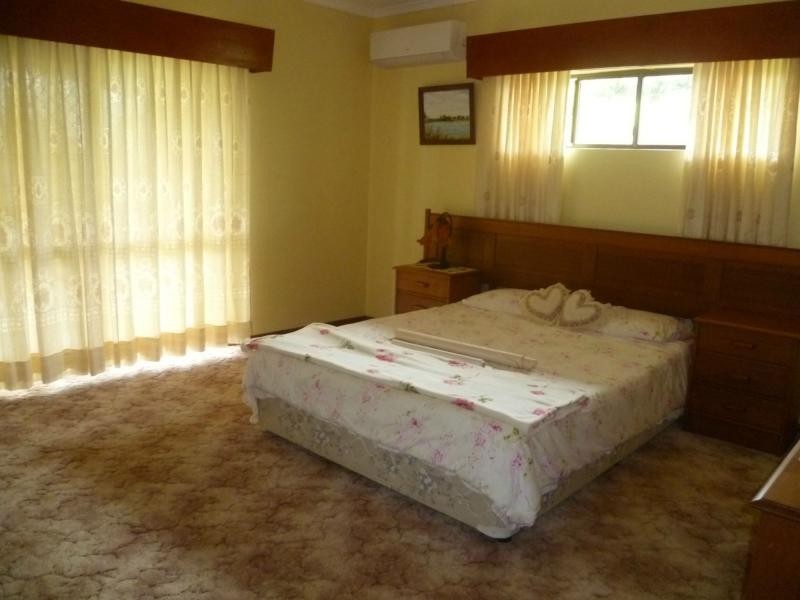 458B PALMERSTON Highway, PIN GIN HILL, Pin Gin Hill QLD 4860