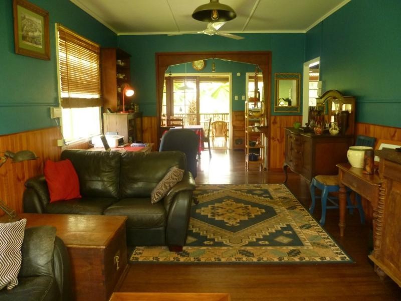 382 PALMERSTON Highway, STOTERS HILL, Stoters Hill QLD 4860