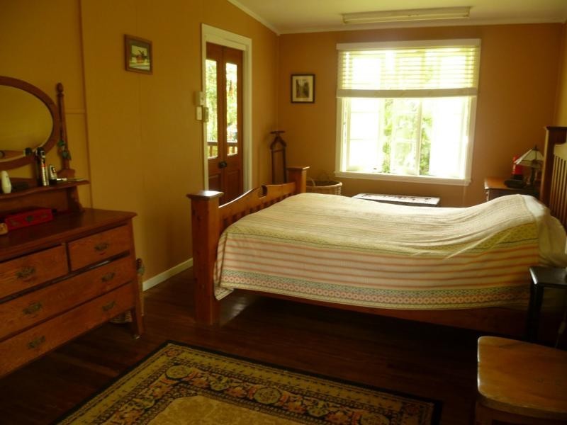 382 PALMERSTON Highway, STOTERS HILL, Stoters Hill QLD 4860