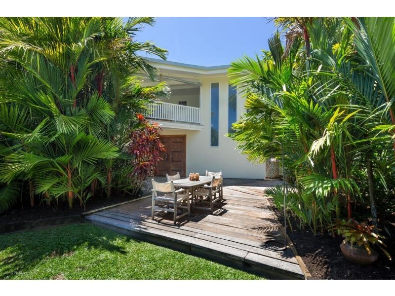 38 Esplanade , Coconuts, Coconuts QLD 4860