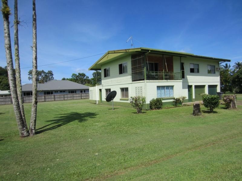 19 PALM Avenue, COCONUTS, Coconuts QLD 4860