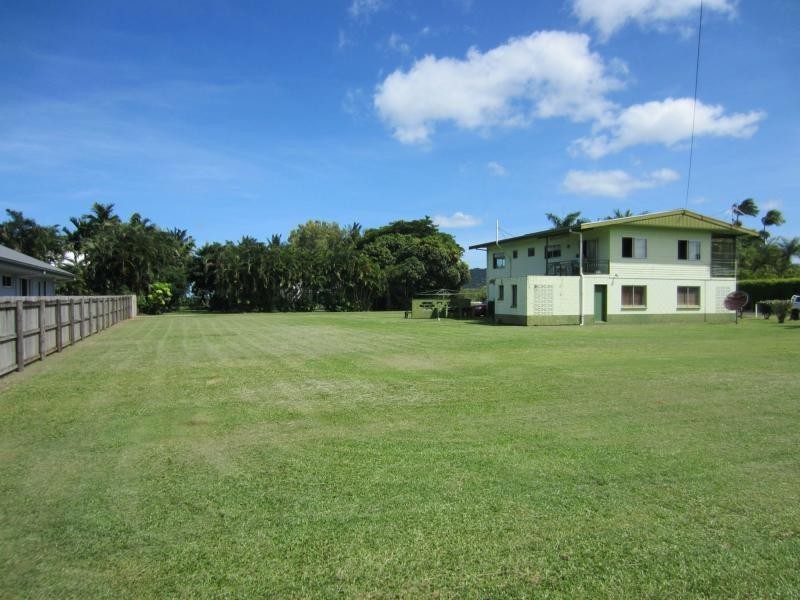 19 PALM Avenue, COCONUTS, Coconuts QLD 4860