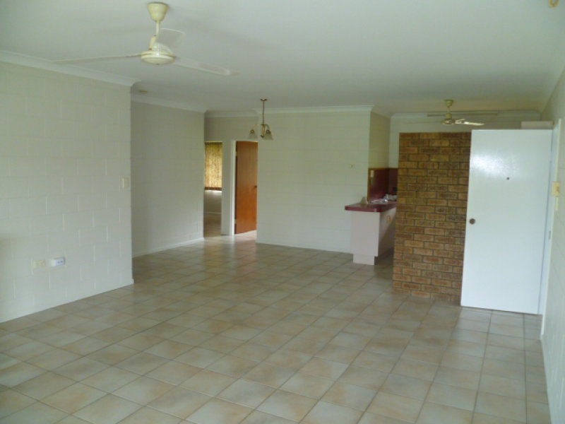 25 Maud Street, Flying Fish Point QLD 4860