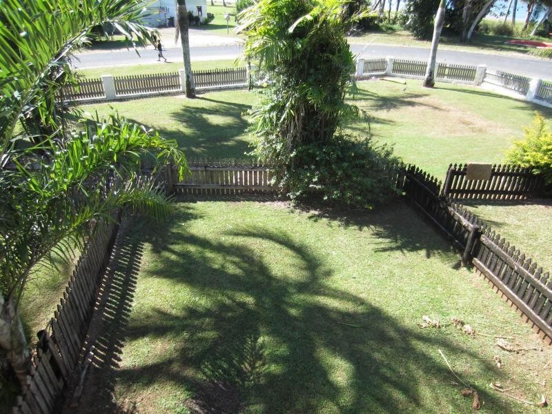 Unit 3/32 Esplanade, Coconuts QLD 4860