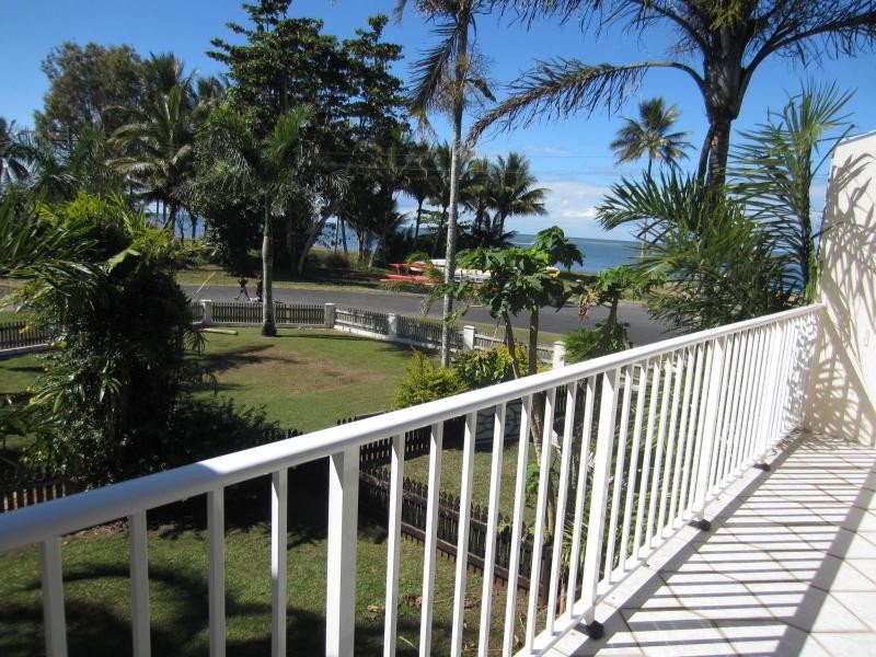 2/32 Esplanade Street, Coconuts QLD 4860