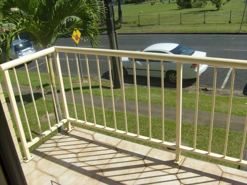 Unit 4/96 Owen Street, Innisfail QLD 4860