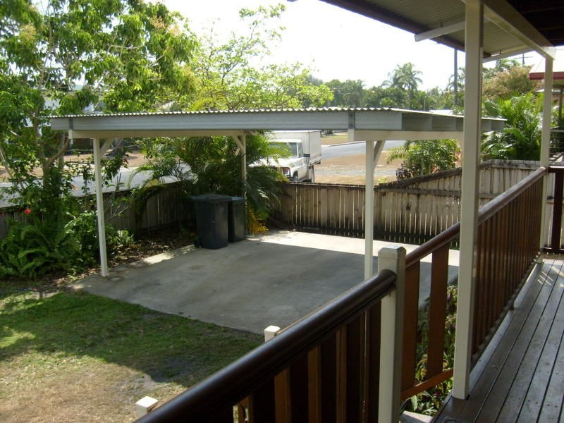 6 Sydney Smith Street, Kurrimine Beach QLD 4871