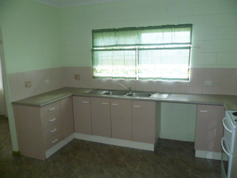 27 Bella Vista Avenue, Belvedere QLD 4860