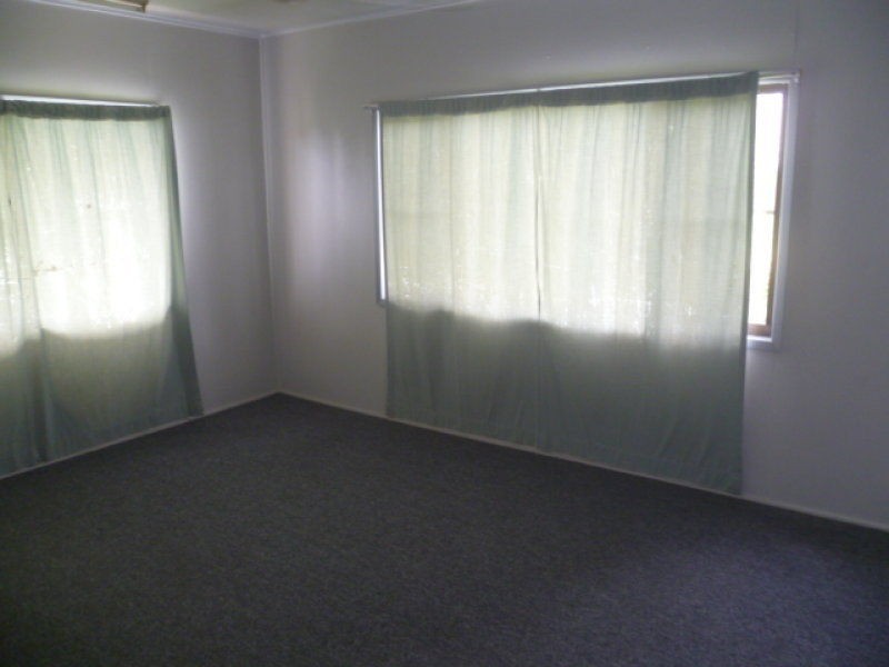 Unit 2/30 Bergin Road, Innisfail QLD 4860