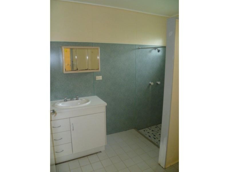 Unit 2/30 Bergin Road, Innisfail QLD 4860