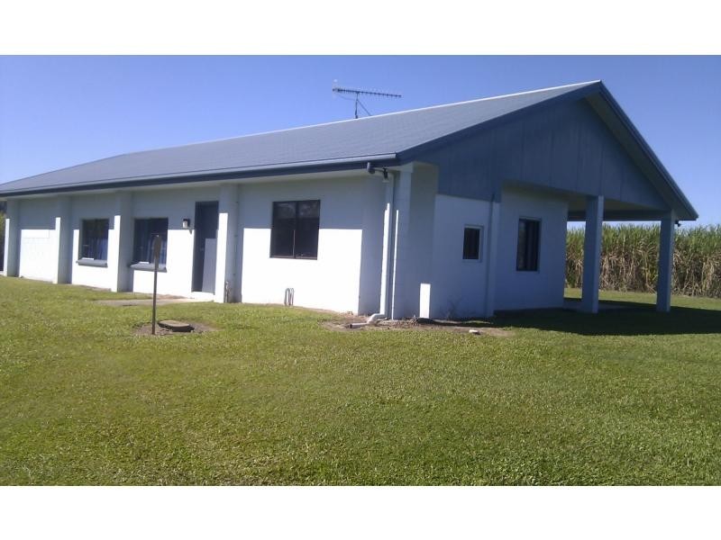 370 McCutcheon Road, Silkwood QLD 4856