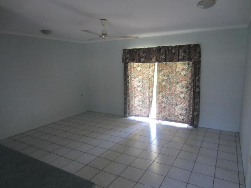 32B Bay Road, Flying Fish Point, Flying Fish Point QLD 4860