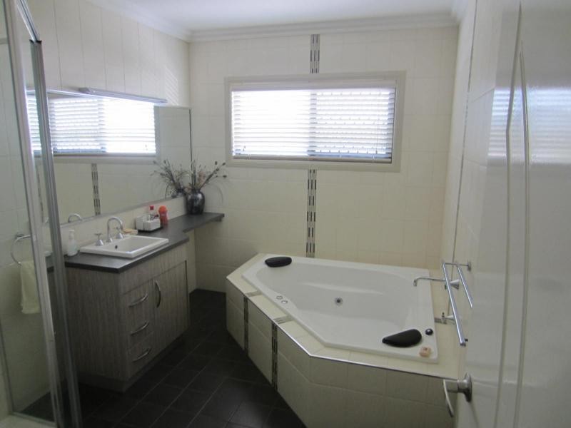 Innisfail Estate QLD 4860