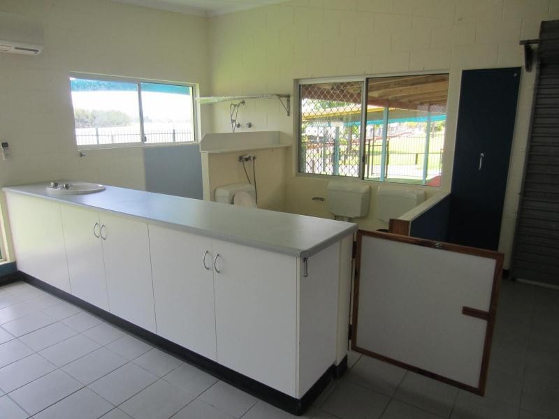 49 Fitzgerald Esplanade, Innisfail, Innisfail QLD 4860