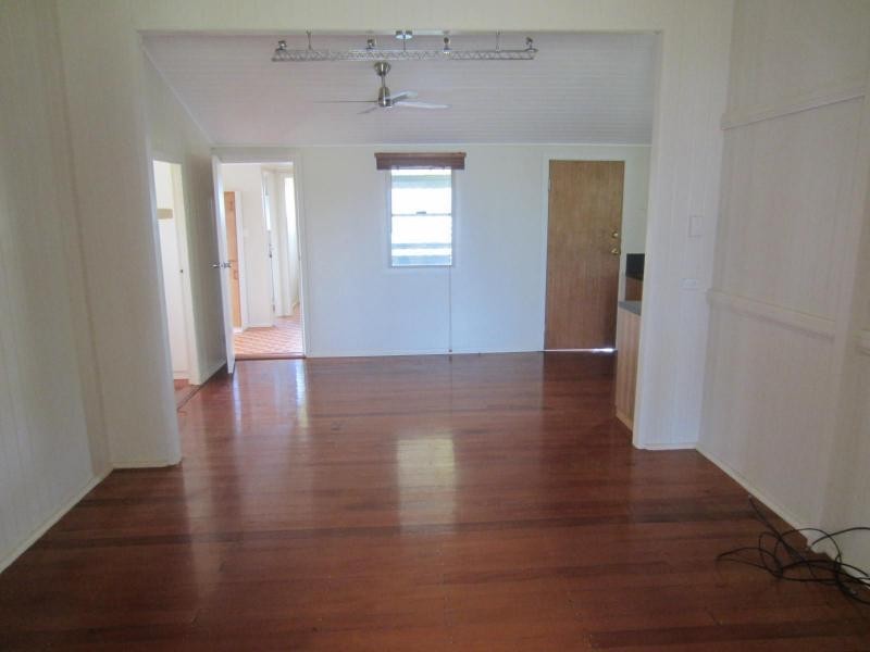 13 MIDDLE Avenue, South Johnstone QLD 4859