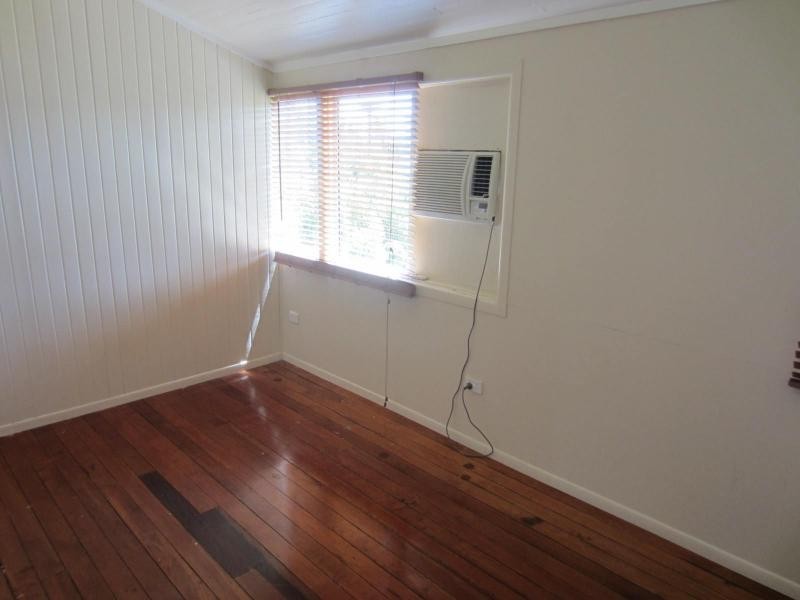 13 MIDDLE Avenue, South Johnstone QLD 4859