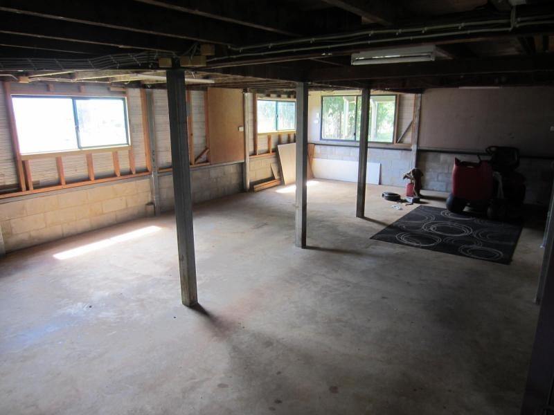 13 MIDDLE Avenue, South Johnstone QLD 4859