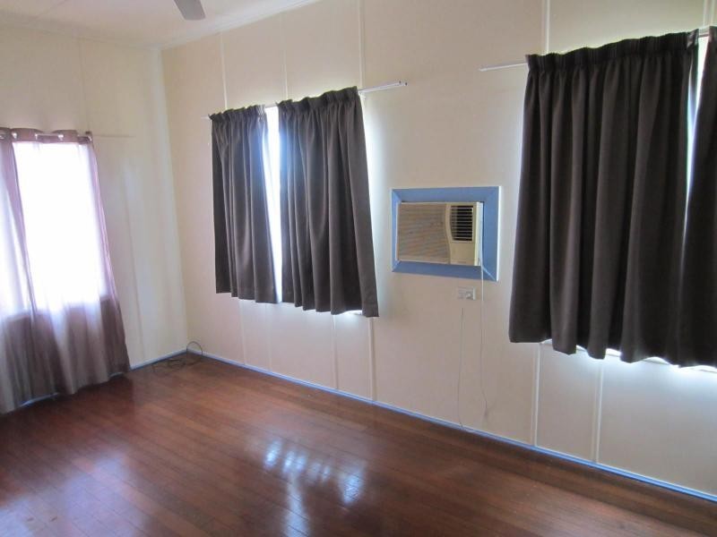 11 MEYER Avenue, Wangan QLD 4871