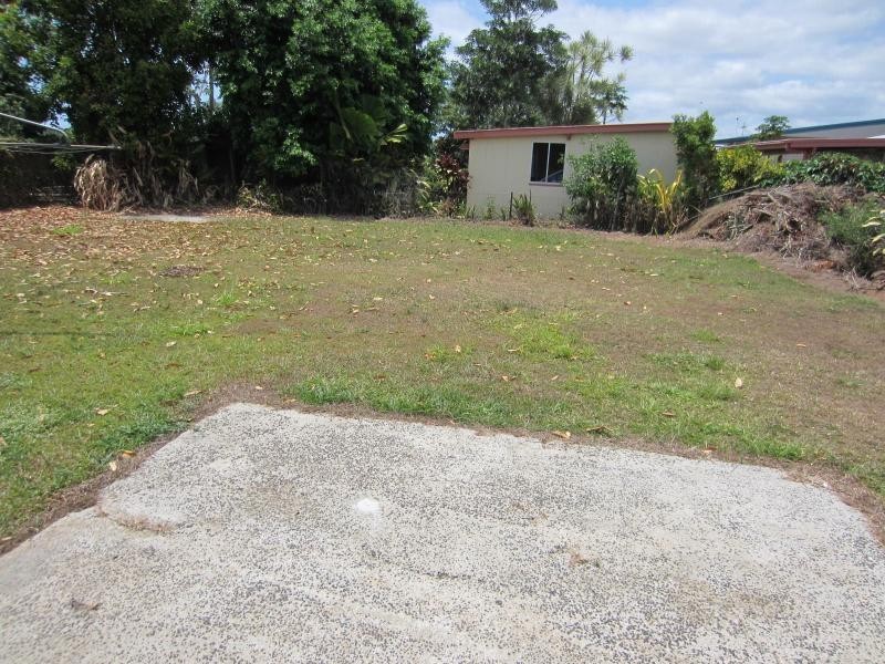 11 MEYER Avenue, Wangan QLD 4871