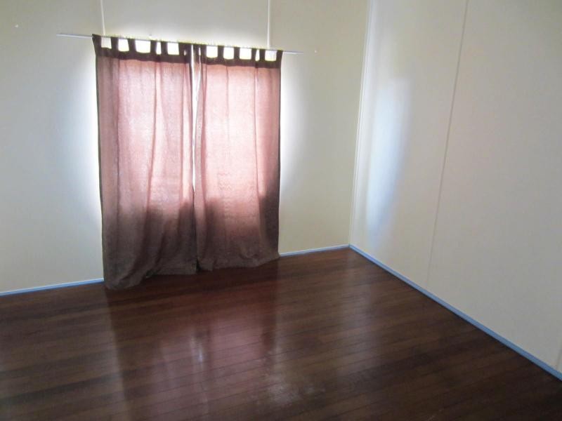 11 MEYER Avenue, Wangan QLD 4871