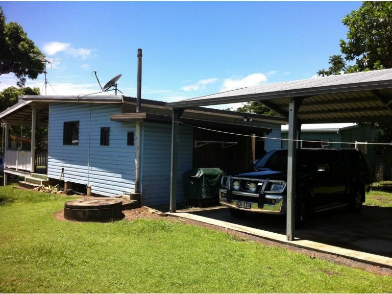 Flying Fish Point QLD 4860