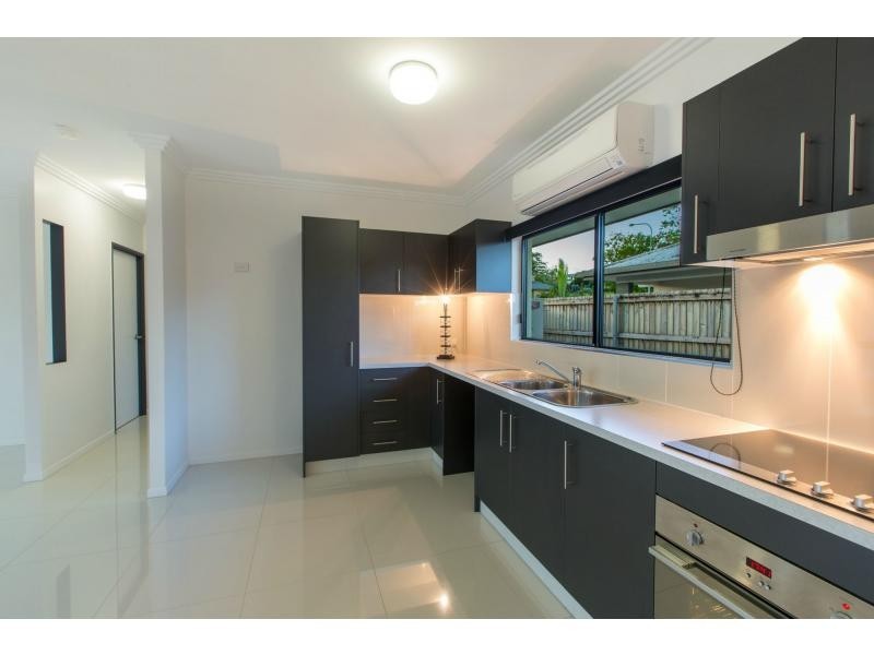 Unit 2/62 BELLA VISTA Avenue, Belvedere QLD 4860