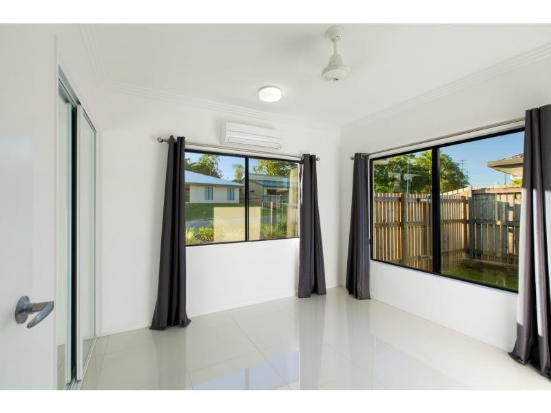 Unit 2/62 BELLA VISTA Avenue, Belvedere QLD 4860