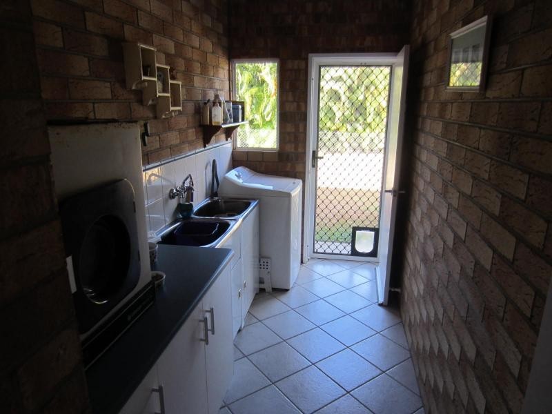 Etty Bay QLD 4858